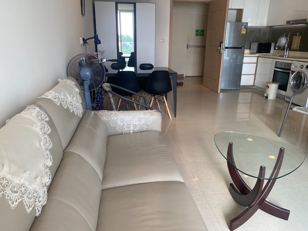 For SaleCondoPattaya, Bangsaen, Chonburi : For sale condo The Palm wongamat beach Front pattaya Foreigner quota (S03-1915)