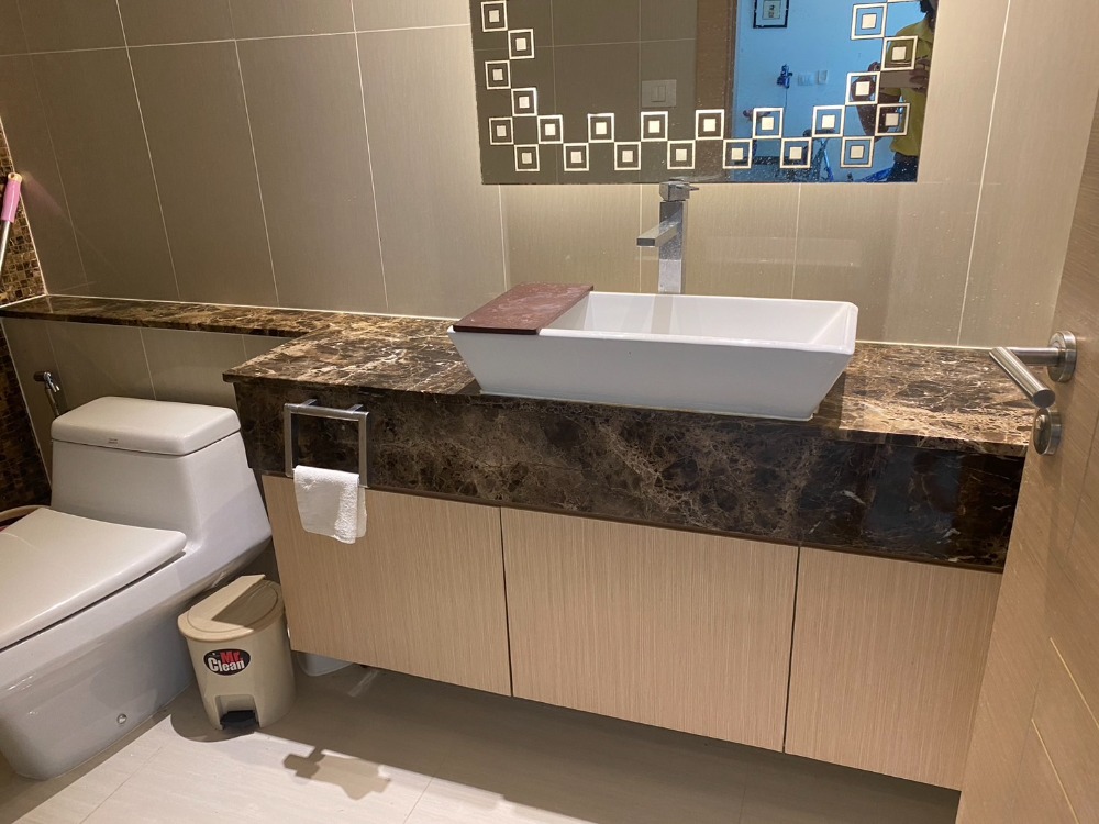 For SaleCondoPattaya, Bangsaen, Chonburi : For sale condo The Palm wongamat beach Front pattaya Foreigner quota (S03-1915)