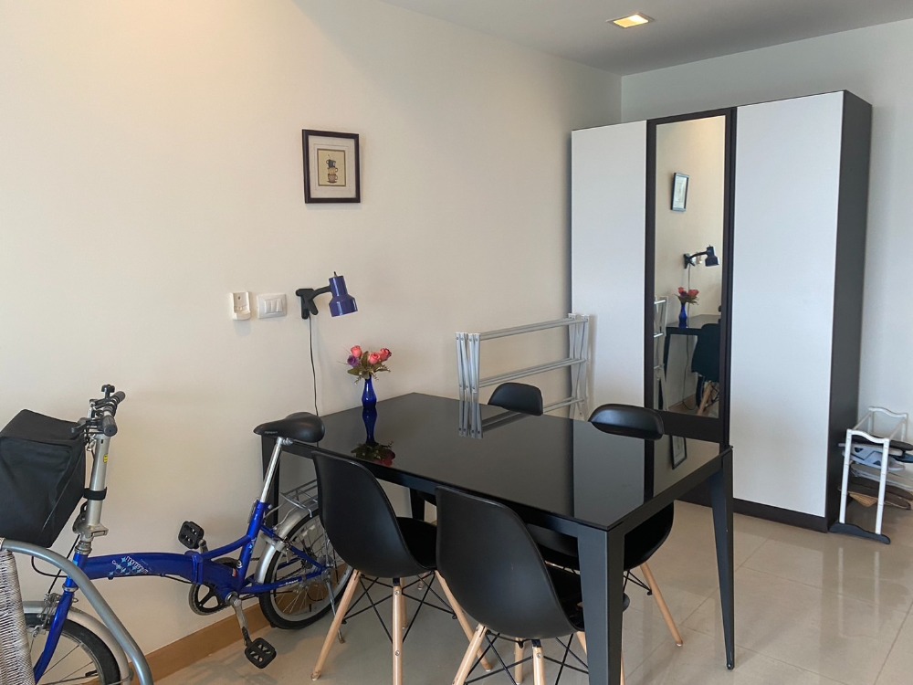 For SaleCondoPattaya, Bangsaen, Chonburi : For sale condo The Palm wongamat beach Front pattaya Foreigner quota (S03-1915)