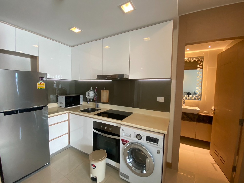 For SaleCondoPattaya, Bangsaen, Chonburi : For sale condo The Palm wongamat beach Front pattaya Foreigner quota (S03-1915)