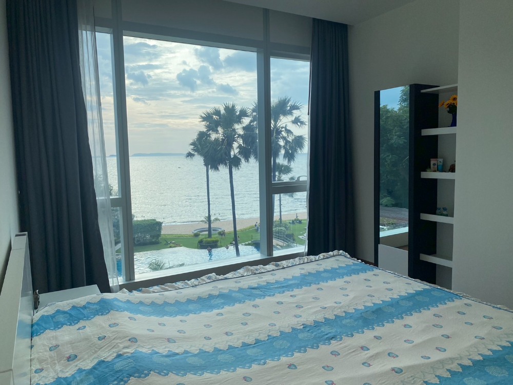 For SaleCondoPattaya, Bangsaen, Chonburi : For sale condo The Palm wongamat beach Front pattaya Foreigner quota (S03-1915)