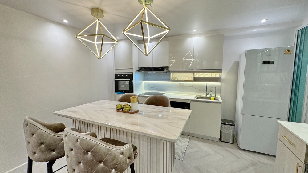ขายคอนโดพระราม 3 สาธุประดิษฐ์ : 7738😊😍 For RENT, SELL ให้เช่า,ขาย 3 ห้องนอน🚄 🏢Fortune Condo Town 2 ฟอร์จูน คอนโด ทาวน์ 2🔔พื้นที่:98ตร.ม.💲เช่า:50,000฿💲ขาย:8,500,000฿📞O99-5919653,065-9423251✅LineID:@sureresidence