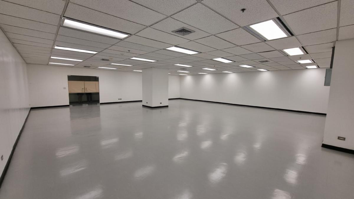 For RentOfficeSukhumvit, Asoke, Thonglor : [Asok] Office for rent, 11th floor, usable area 146 square meters, good condition, 625 baht/sq m. tng