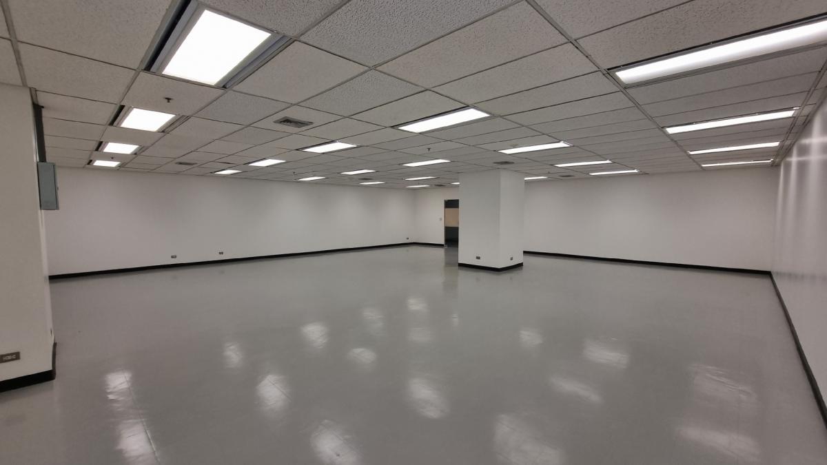 For RentOfficeSukhumvit, Asoke, Thonglor : [Asok] Office for rent, 11th floor, usable area 146 square meters, good condition, 625 baht/sq m. tng