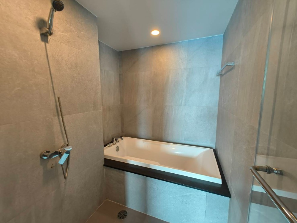 For SaleCondoSriracha Laem Chabang Ban Bueng : Condo for sale, Stasia Residence Sriracha