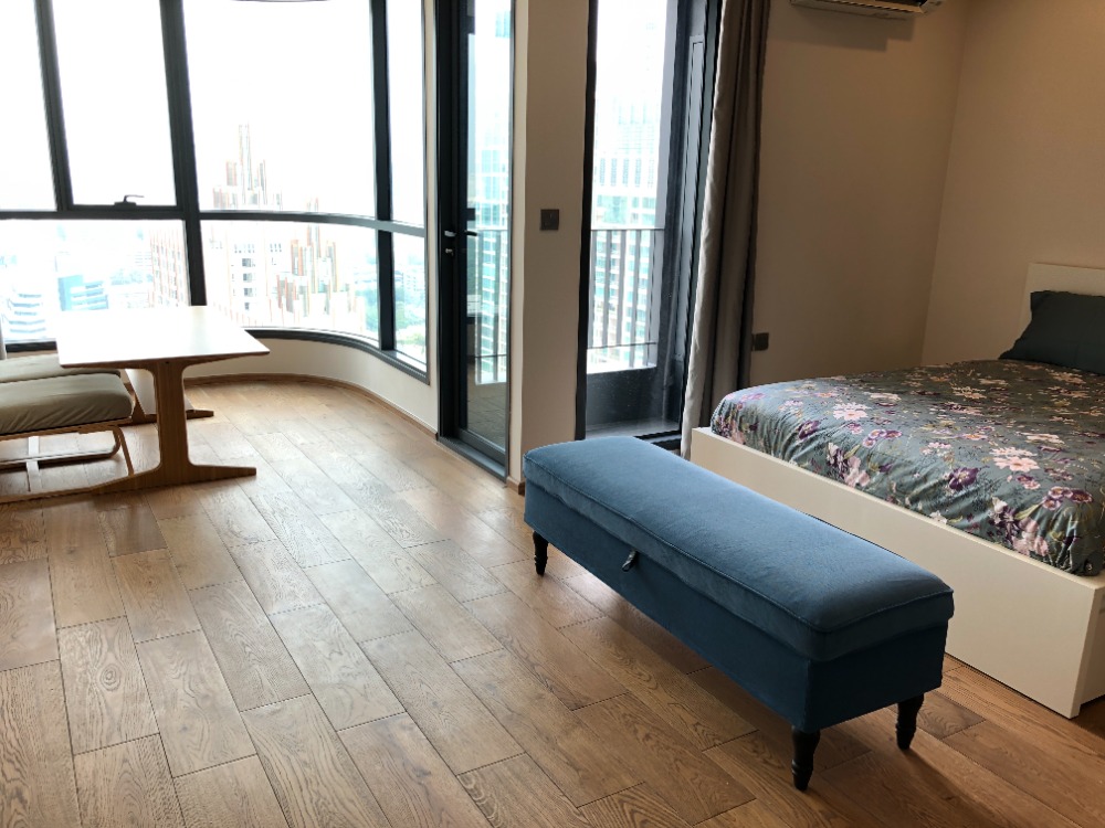 ให้เช่าคอนโดราชเทวี พญาไท : Q Chidlom Phetchaburi【𝐑𝐄𝐍𝐓】🔥ห้องกระจกโค้งชั้นสูง วิวดี ตกแต่งครบเฟอร์&เครื่องใช้ไฟฟ้า ใกล้ BTS ชิดลม  🔥 ติดต่อไลน์ไอดี: @hacondo