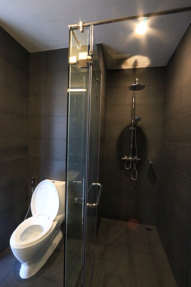 For RentCondoWitthayu, Chidlom, Langsuan, Ploenchit : Condo for Rent Noble Ploenchit Room 2 bedrooms 2 bathrooms (S15-5542)