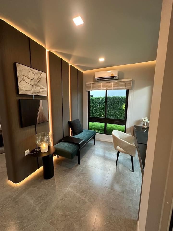 For SaleHouseSamut Prakan,Samrong : S-HMBN102 For sale, single house, Manthana Village, Km.15, 2 floors, city view, 240 sq m., 76 sq wa., 4 bedrooms, 5 bathrooms, 22.9 million, 064-959-8900