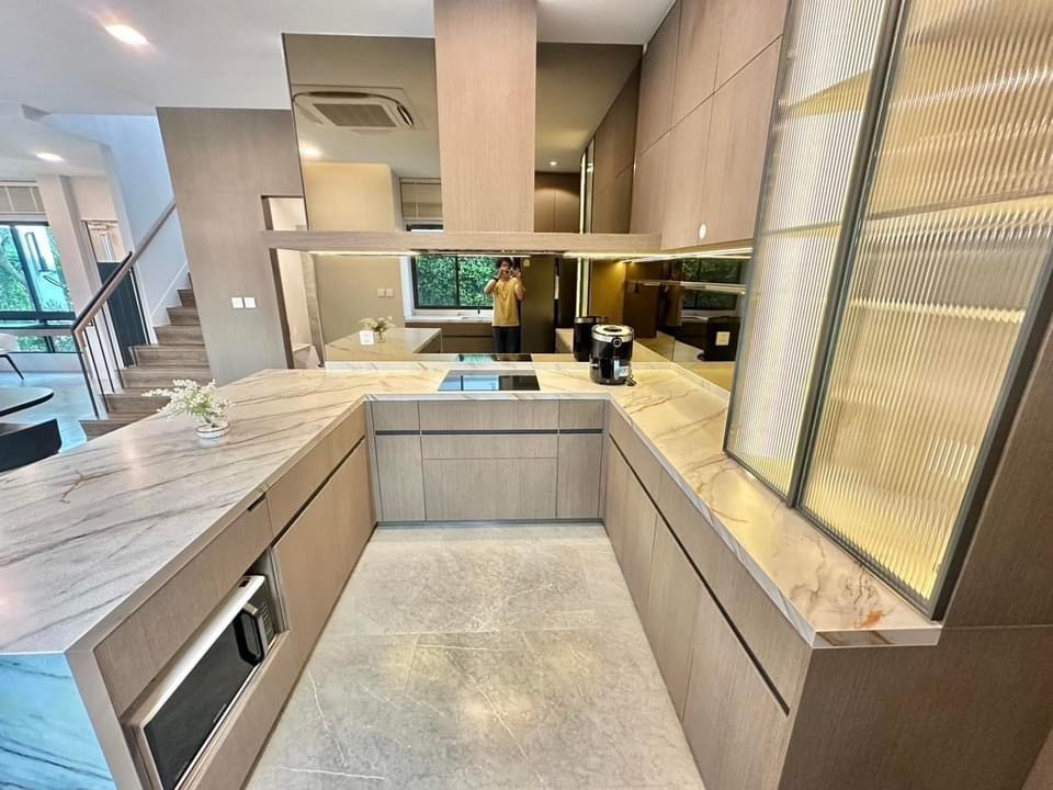 For SaleHouseSamut Prakan,Samrong : S-HMBN102 For sale, single house, Manthana Village, Km.15, 2 floors, city view, 240 sq m., 76 sq wa., 4 bedrooms, 5 bathrooms, 22.9 million, 064-959-8900