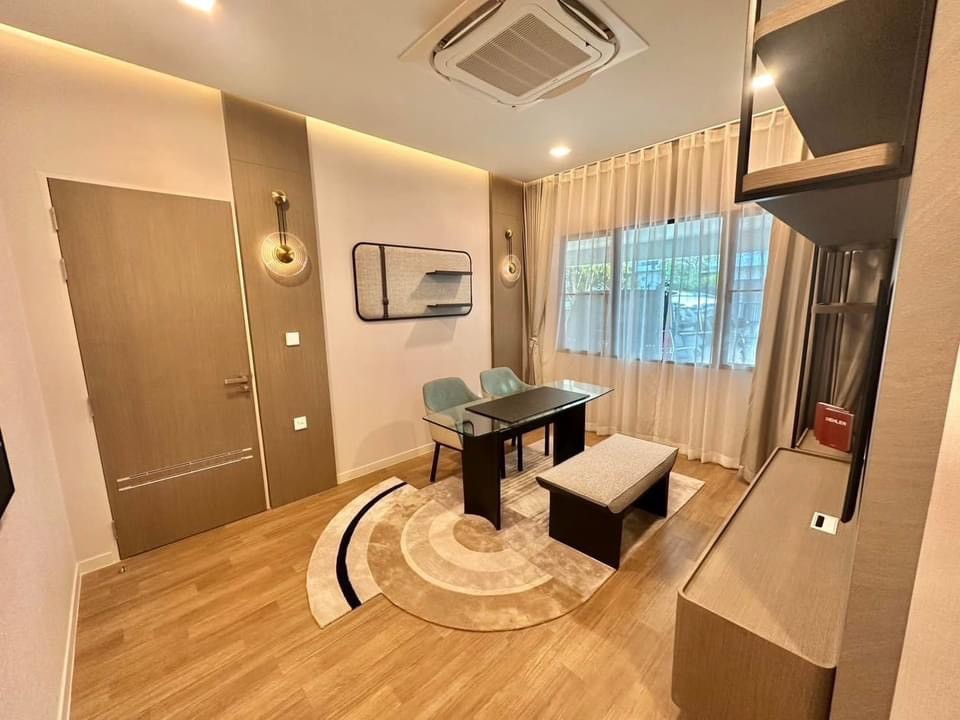 For SaleHouseSamut Prakan,Samrong : S-HMBN102 For sale, single house, Manthana Village, Km.15, 2 floors, city view, 240 sq m., 76 sq wa., 4 bedrooms, 5 bathrooms, 22.9 million, 064-959-8900