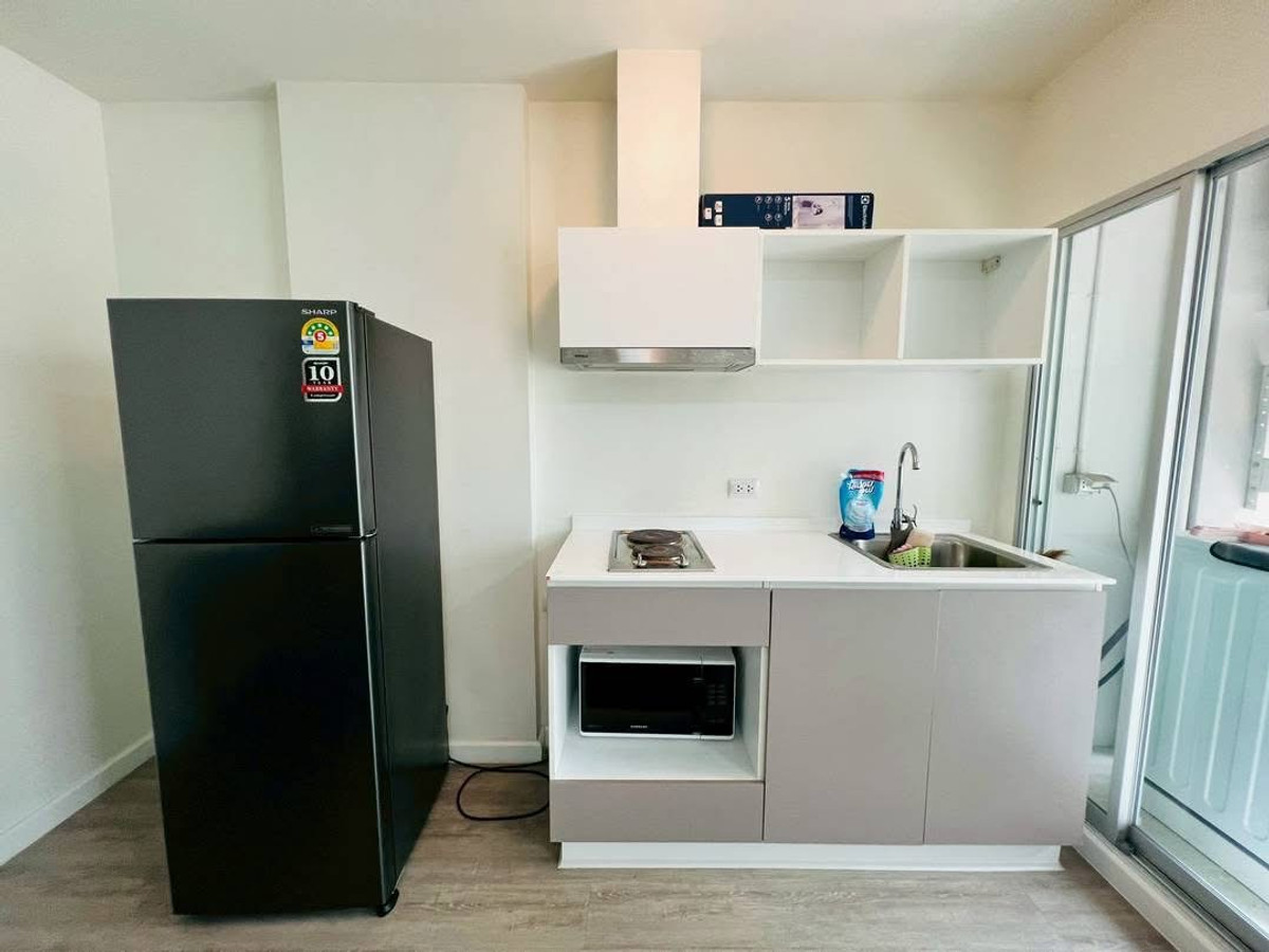 For RentCondoChiang Mai : For rent, Dcondo Ping Chiangmai, size 37 sq m, 3rd floor, Building A, next to Central Festival Mall.