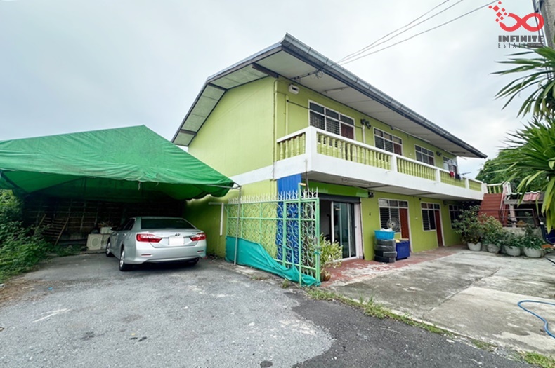 For SaleShop HouseLadprao101, Happy Land, The Mall Bang Kapi : For sale: 2-storey apartment, 51 square wah, Soi Kanchanaphisek 11/1, near Kanchanaphisek Road