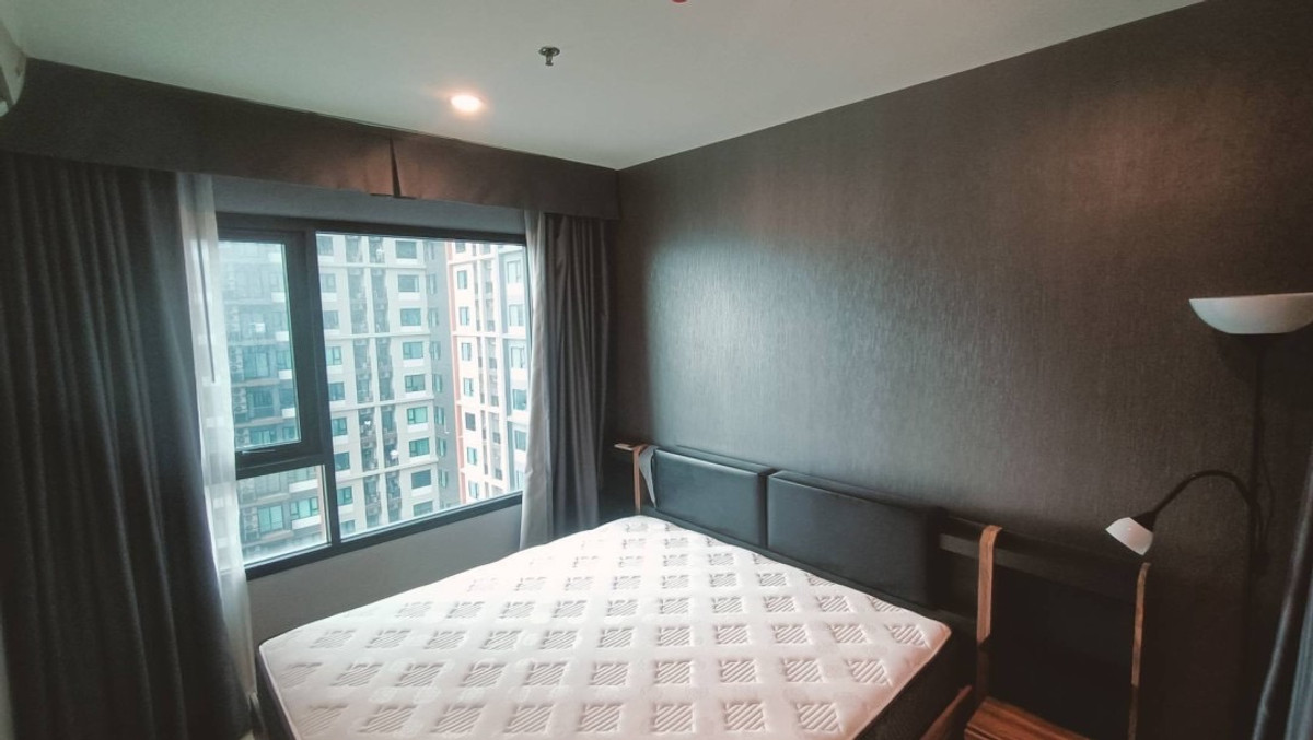 ให้เช่าคอนโดพระราม 9 เพชรบุรีตัดใหม่ RCA : ให้ เช่า ด่วน 1ห้องนอน (1Bed Plus) Life Asoke ไลฟ์ อโศก (พร้อมอยู่)