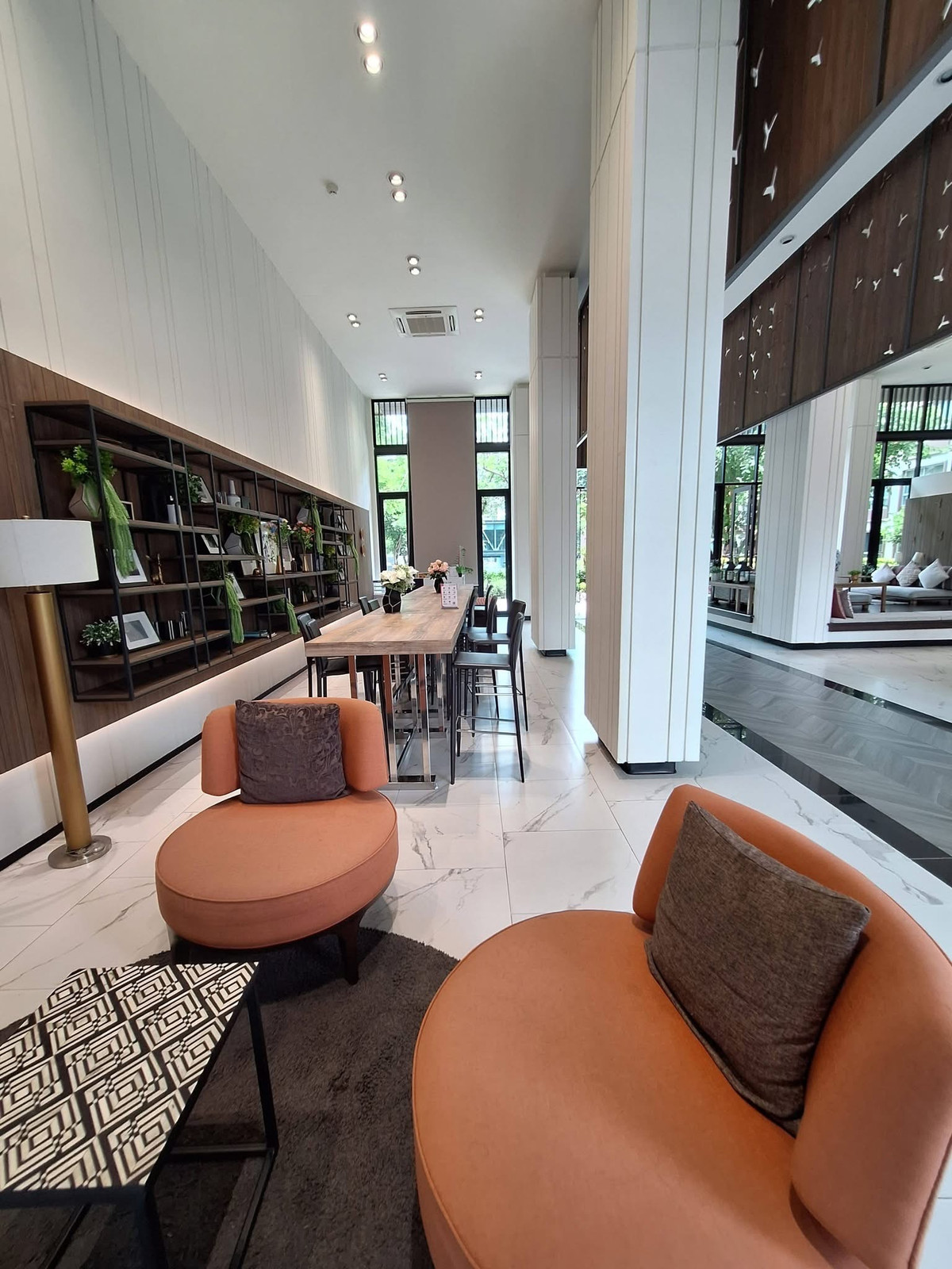 For RentCondoChiang Mai : For rent, Dcondo Ping Chiangmai, size 37 sq m, 3rd floor, Building A, next to Central Festival Mall.