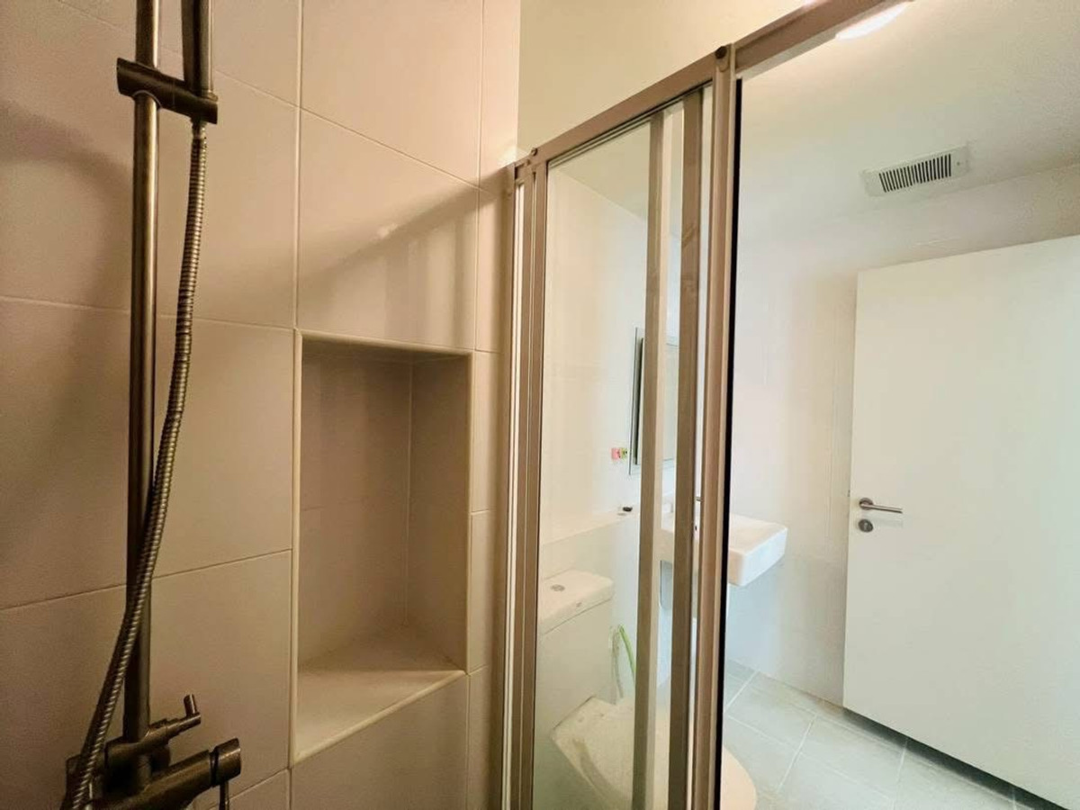 For RentCondoChiang Mai : For rent, Dcondo Ping Chiangmai, size 37 sq m, 3rd floor, Building A, next to Central Festival Mall.