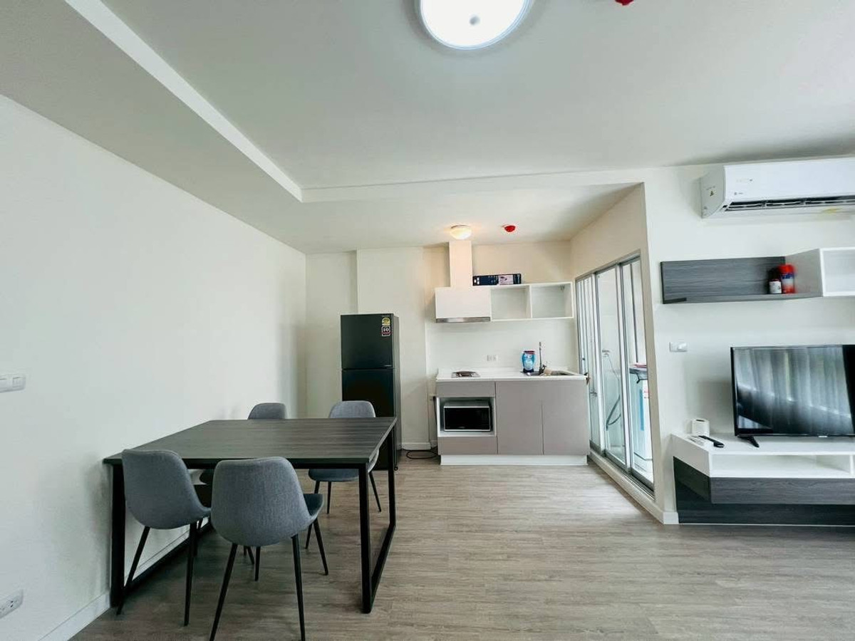 For RentCondoChiang Mai : For rent, Dcondo Ping Chiangmai, size 37 sq m, 3rd floor, Building A, next to Central Festival Mall.