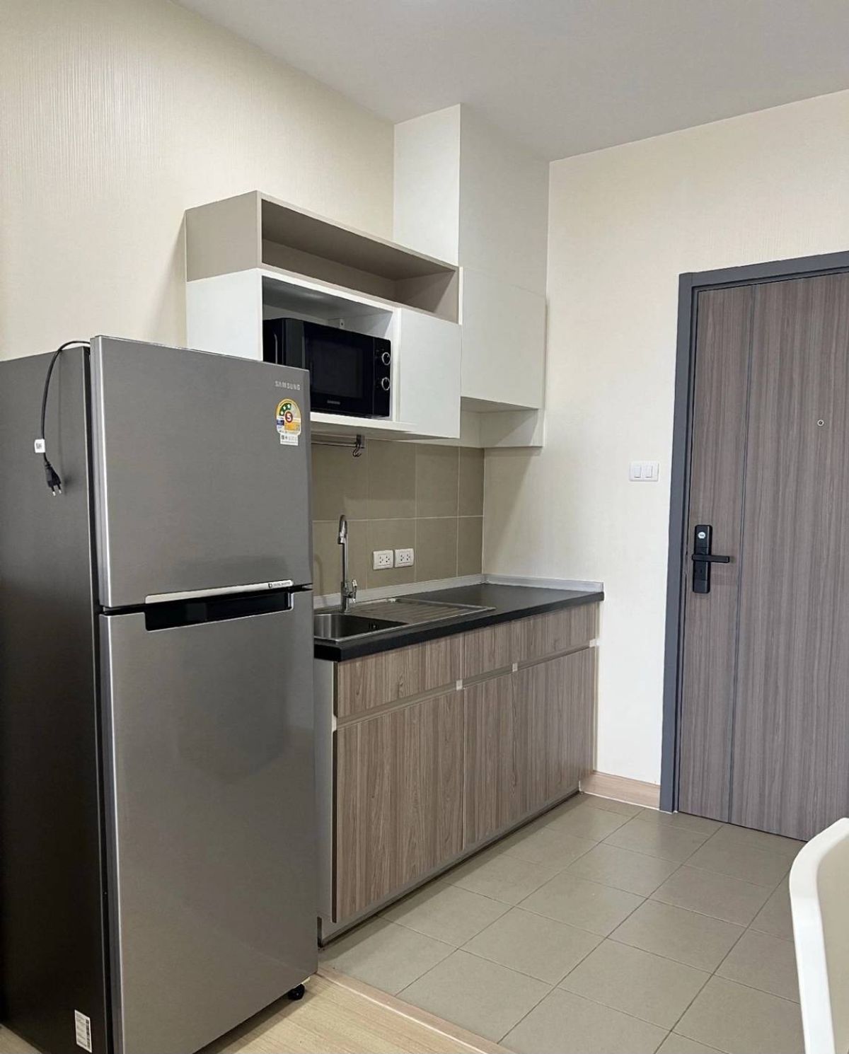 For SaleCondoRamkhamhaeng, Hua Mak : Near the Orange MRT Rajamangala Station. and near Ramkhamhaeng University