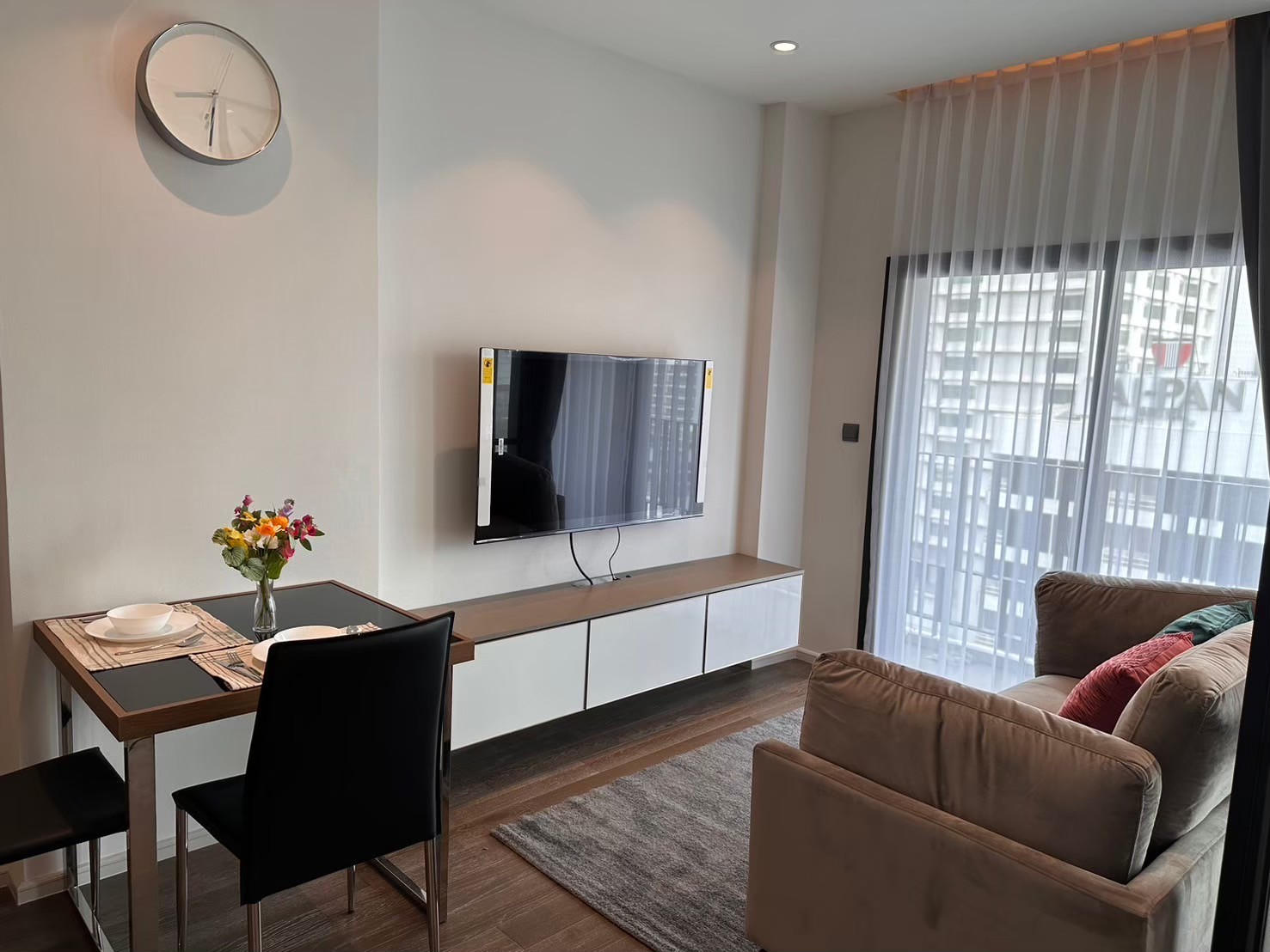 For RentCondoSukhumvit, Asoke, Thonglor : Muniq Sukhumvit 23, 1 bed, 45000 per month