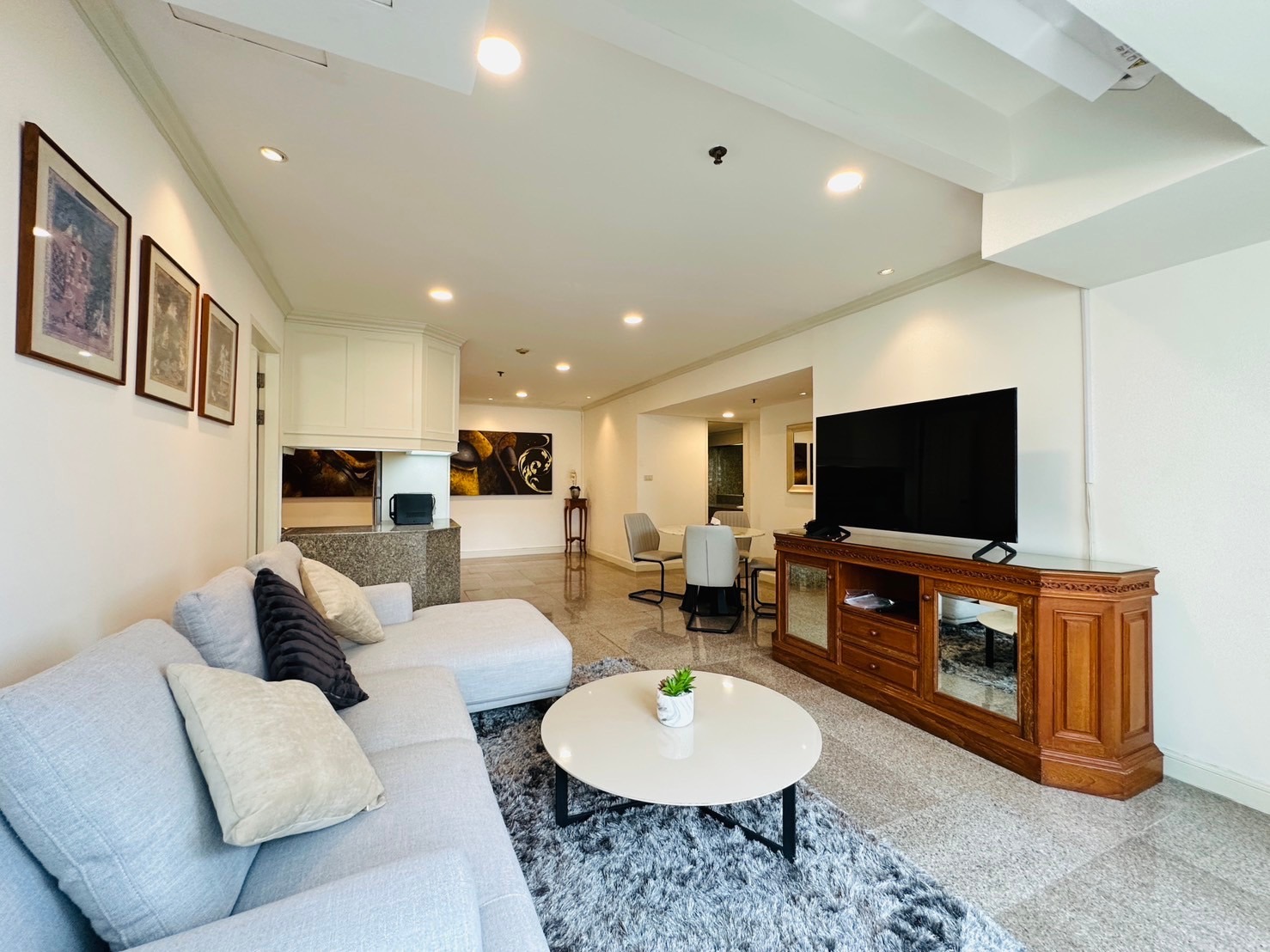 ให้เช่าคอนโดสุขุมวิท อโศก ทองหล่อ : Baan Suanpetch, 3 bed, 60000 per month