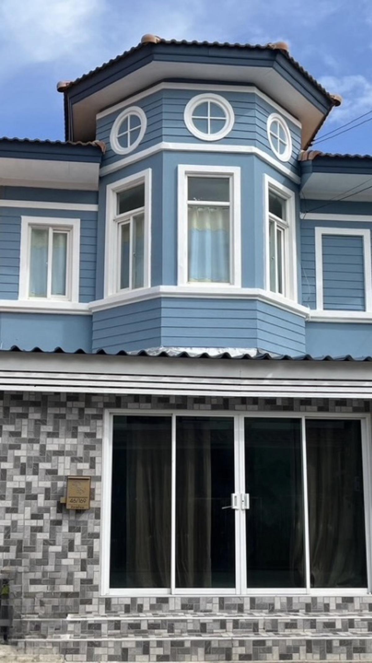 For RentTownhomeNawamin, Ramindra : For rent: The Connect 5, great price, beautiful house, large, 155 sq m. T.062-3912496