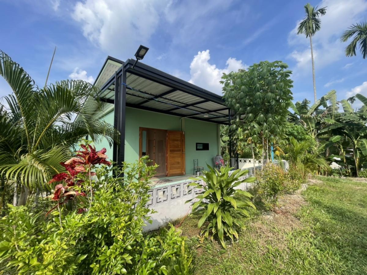 For SaleLandRayong : Land for sale, 3 rai, next to water, with house, Nong Taphan Subdistrict, Ban Khai District, Rayong