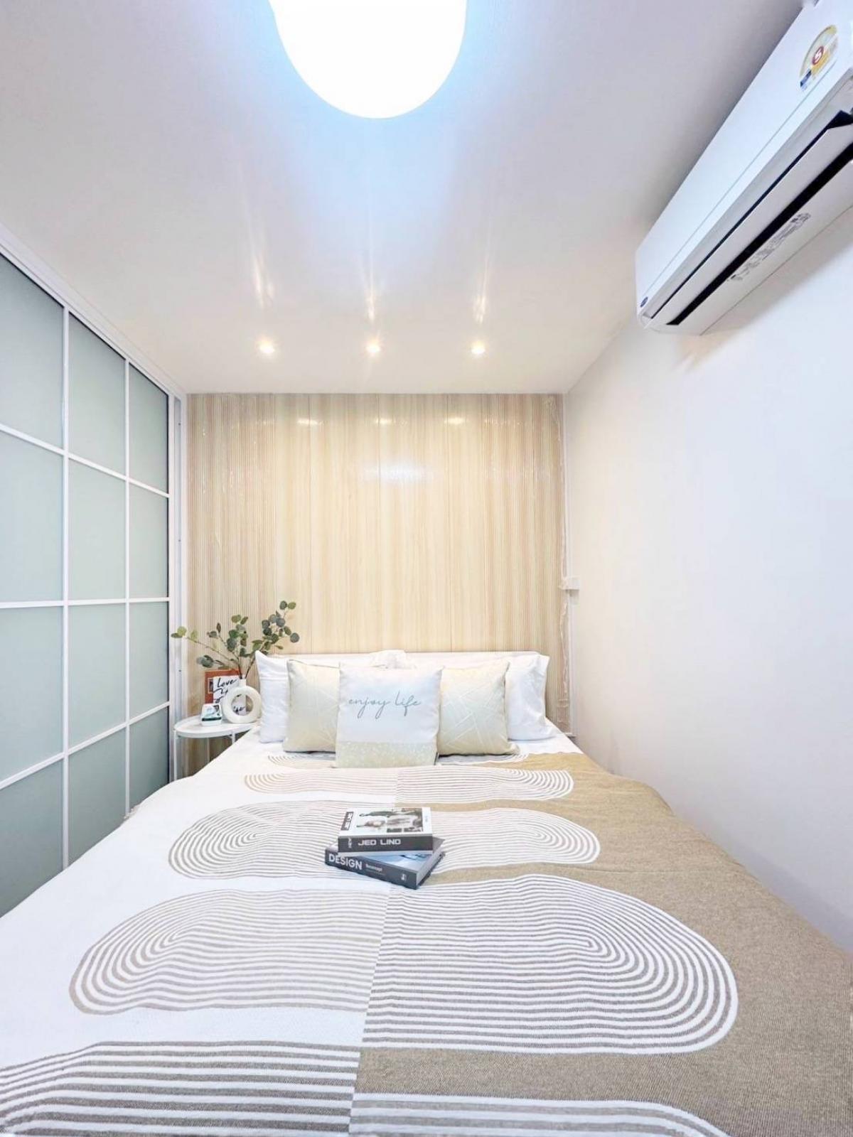 For SaleCondoChokchai 4, Ladprao 71, Ladprao 48, : ✨️✨️Fully furnished condo🎊🎊 Near the BTS, only 600 meters, installment starts at 5,000 baht, must be here, 𝗥𝗲𝗴𝗲𝗻𝘁 𝗛𝗼𝗺𝗲 𝟭𝟮🌳🌳