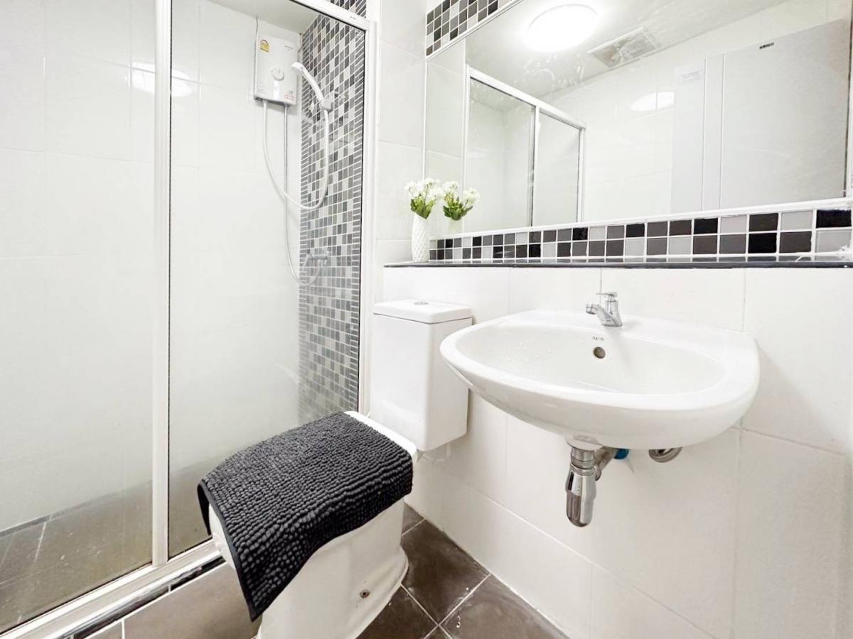 For SaleCondoChokchai 4, Ladprao 71, Ladprao 48, : ✨️✨️Fully furnished condo🎊🎊 Near the BTS, only 600 meters, installment starts at 5,000 baht, must be here, 𝗥𝗲𝗴𝗲𝗻𝘁 𝗛𝗼𝗺𝗲 𝟭𝟮🌳🌳