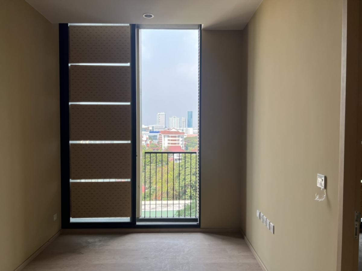 For SaleCondoSukhumvit, Asoke, Thonglor : Urgent sale at a loss 🔥 Noble BE19 (Noble B19) new room 1B1B 6.85 MB Watthana view Call: 0635925888