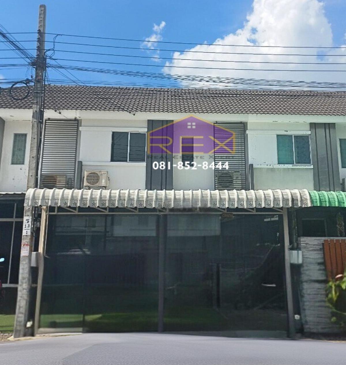 For SaleTownhomeRathburana, Suksawat : Townhouse for sale, newly renovated, on a 16-meter main road, in front of the project, Pracha Uthit