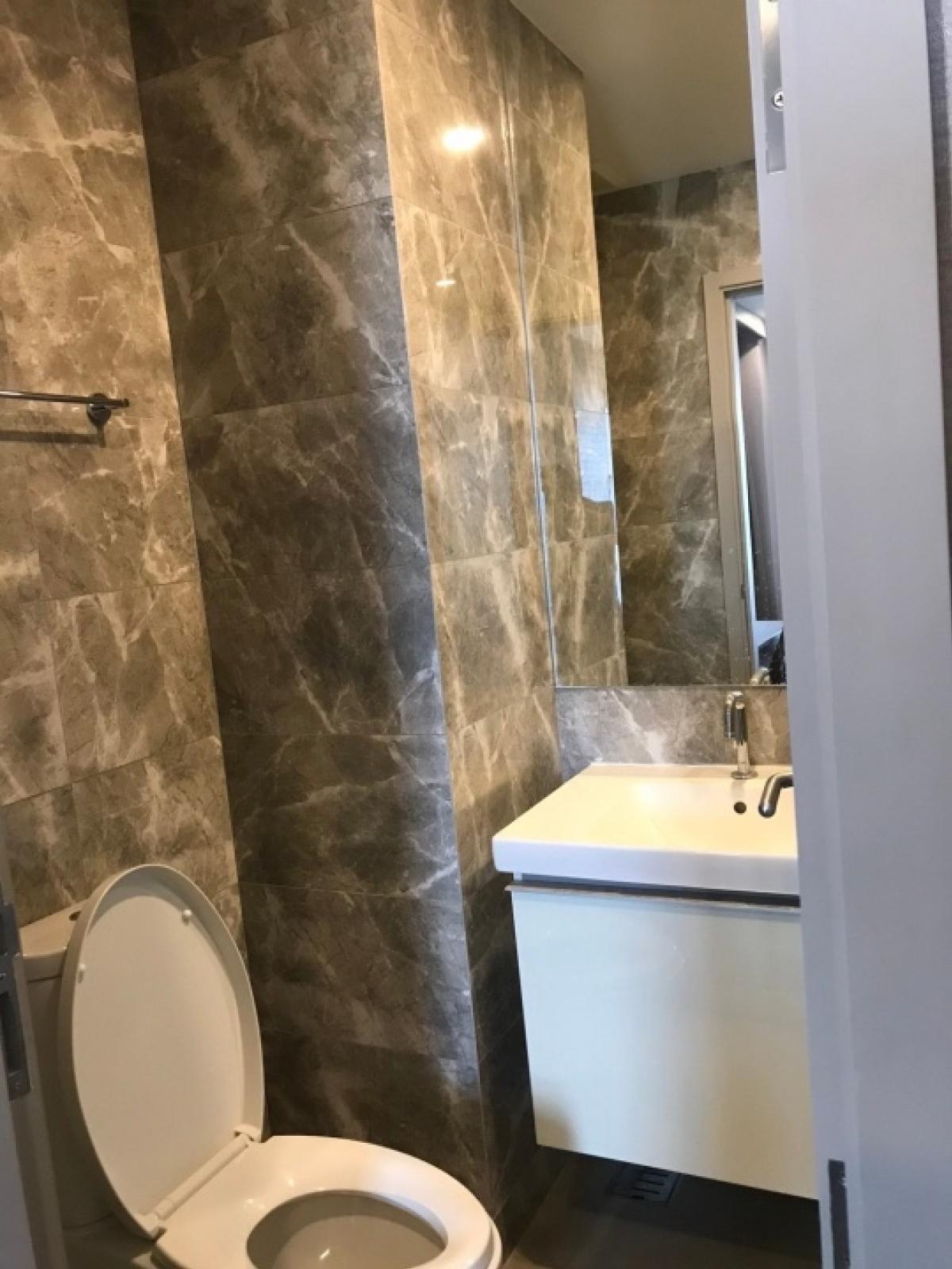 ขายคอนโดราชเทวี พญาไท : ★ราคาพิเศษมาก ในราคา 5.19 ลบ. ★ห้องสวย วิวดี ★เฟอร์นิเจอร์ครบครัน ★ใกล้ ม.จุฬา ★ ใกล้ bts ราชเทวี★ @Ideo Q Siam Ratchathewi