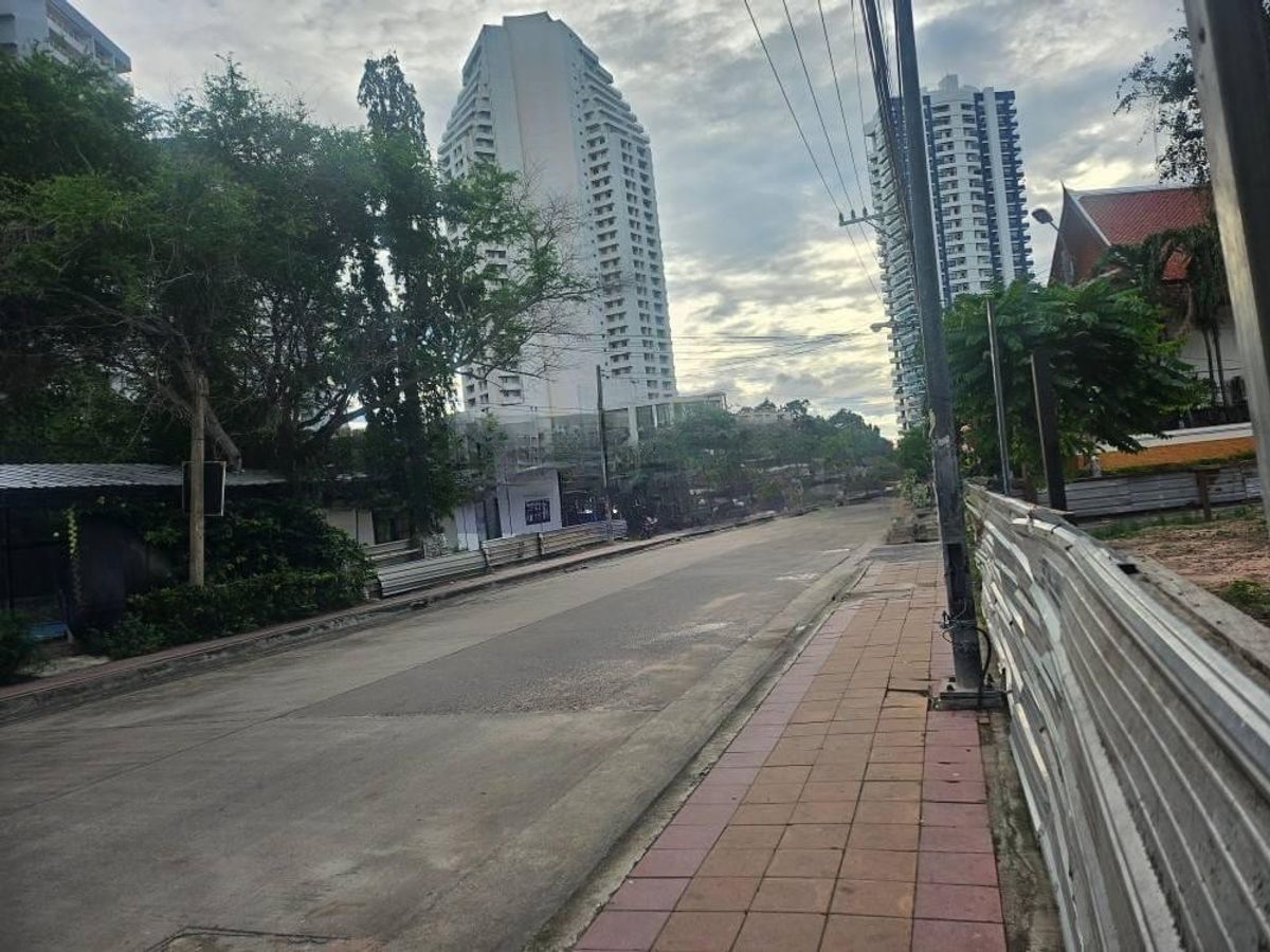 ขายที่ดินพัทยา บางแสน ชลบุรี สัตหีบ : ขายที่ดินสุดสวย ใกล้ทะเล พิกัดพระตำหนัก ซ.6 พัทยา ชลบุรี 