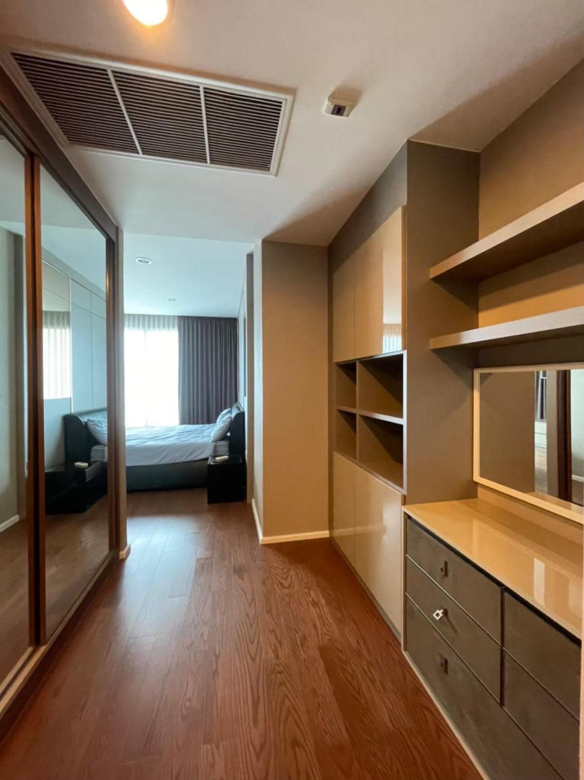 ขายคอนโดสาทร นราธิวาส : MN04375 - Menam Residences :  แม่น้ำ เรสซิเดนท์ : Menam Residences :  แม่น้ำ เรสซิเดนท์ -