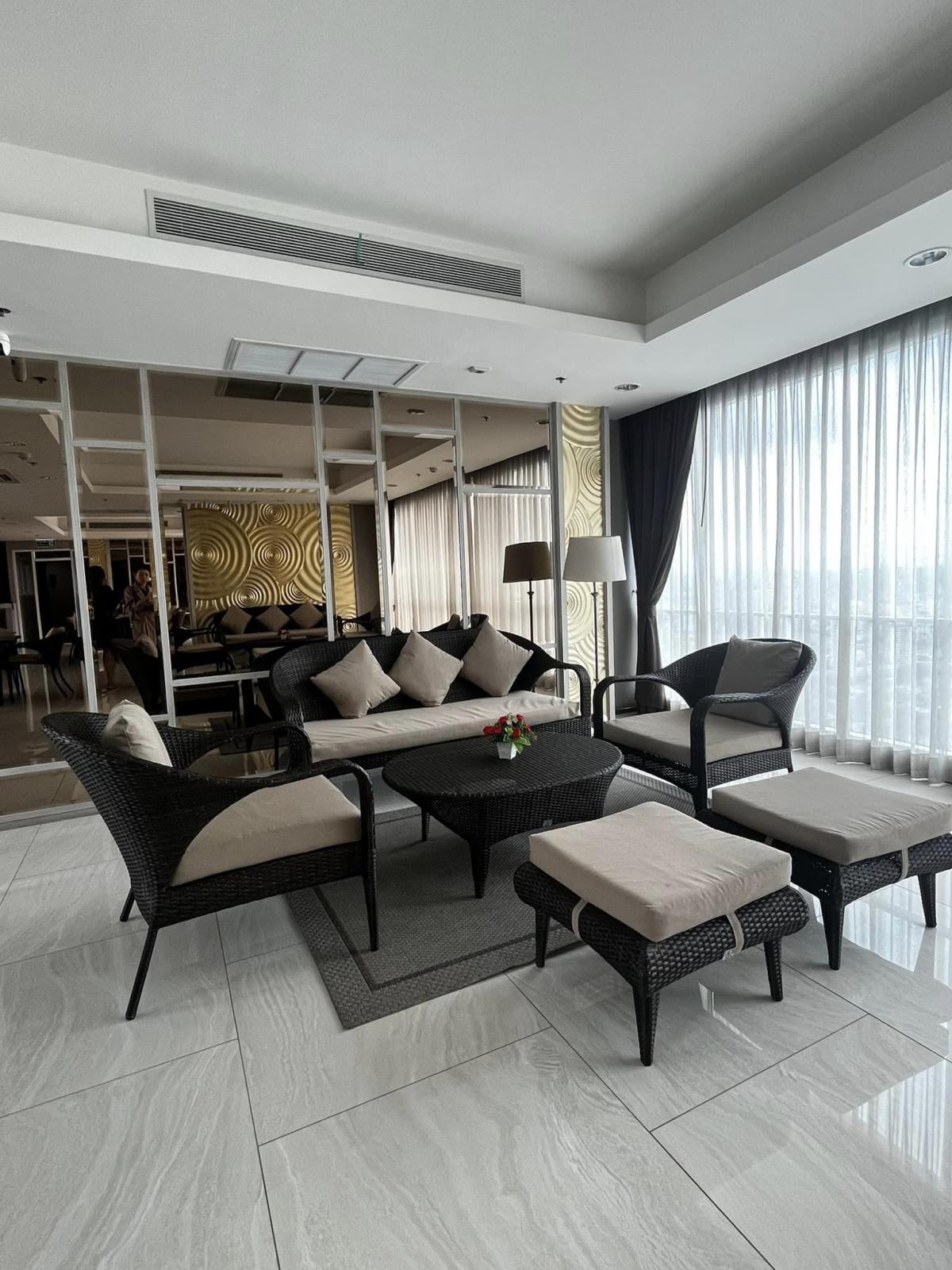 ขายคอนโดสาทร นราธิวาส : MN04375 - Menam Residences :  แม่น้ำ เรสซิเดนท์ : Menam Residences :  แม่น้ำ เรสซิเดนท์ -