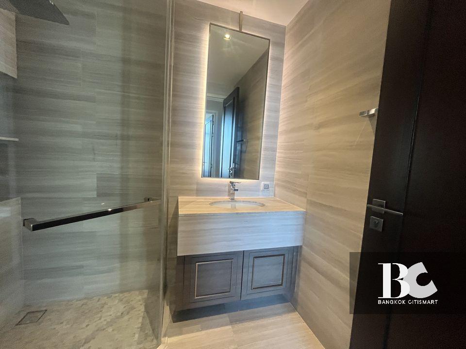 For SaleCondoSukhumvit, Asoke, Thonglor : Super great deal - 2 Bed 2 Bath Luxurious condo at BTS Phrom Phong and Emquartier, The Diplomat 39