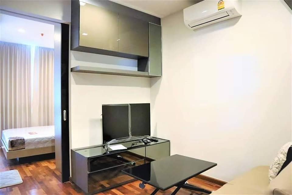 For SaleCondoRatchathewi,Phayathai : Wish Signature Midtown Siam 1【𝐒𝐄𝐋𝐋 & 𝐑𝐄𝐍𝐓】🔥 Very good price!! Modern, minimalist style room, fully furnished, near BTS Ratchathewi, available 12/24 🔥 Contact Line ID: @hacondo