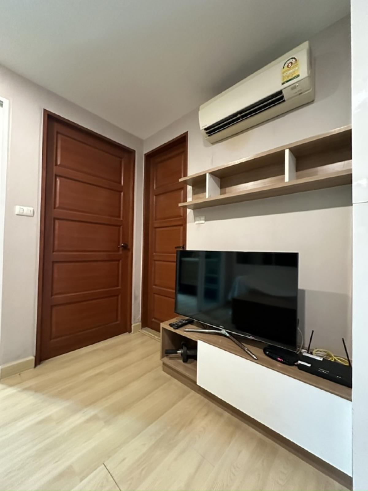 For SaleCondoRatchadapisek, Huaikwang, Suttisan : ✨  Unblocked City View on a Prime Floor | Serene Low-Rise | 1BR Near MRT & University | Great LIVE/INVEST