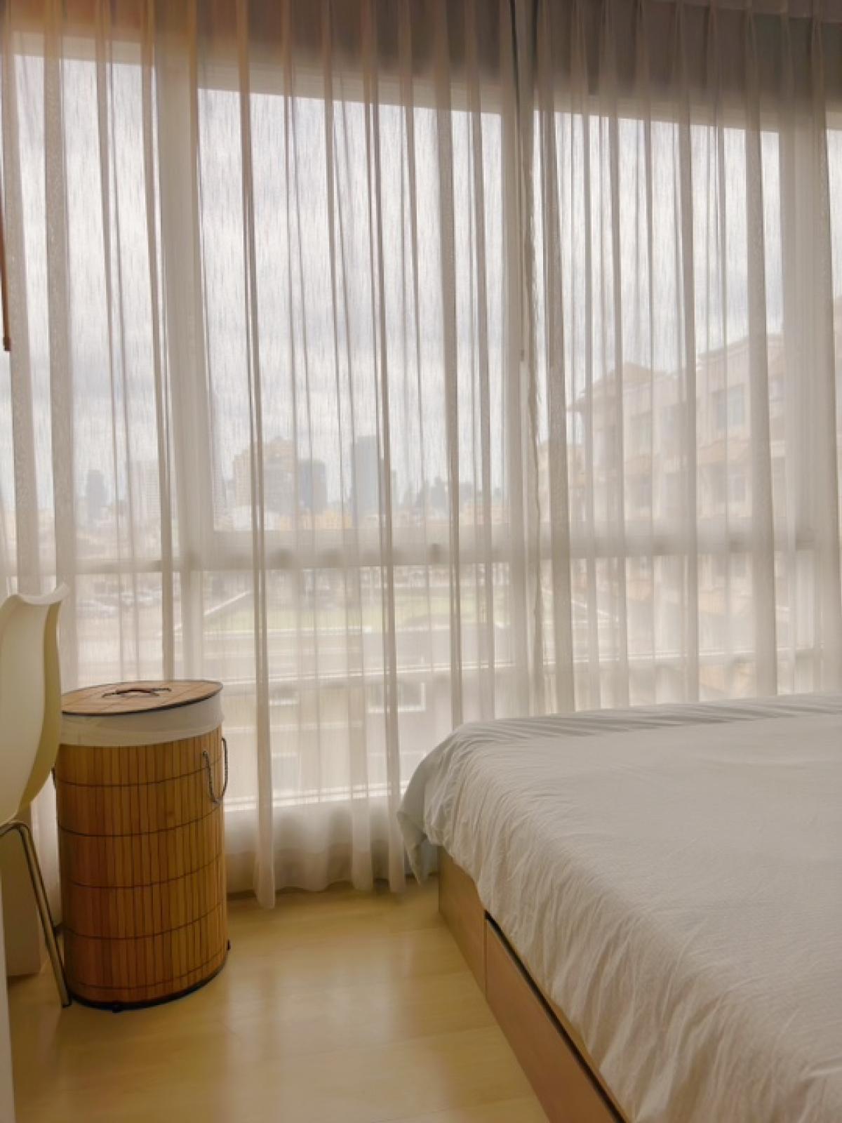 For SaleCondoRatchadapisek, Huaikwang, Suttisan : ✨  Unblocked City View on a Prime Floor | Serene Low-Rise | 1BR Near MRT & University | Great LIVE/INVEST