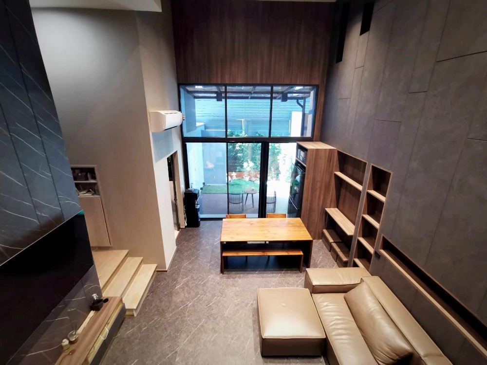❖ Ready to move in ❖ ทาวน์โฮม 3.5 ชั้น | 25.70 ตร.ว. 200.00 ตร.ม. | 3 ห้องนอน 2 ที่จอดรถ | ใกล้ Bangkok Prep (Inter) 9 นาที, Century อ่อนนุช 9 นาที, รพ.สุขุมวิท 13 นาที Loading...