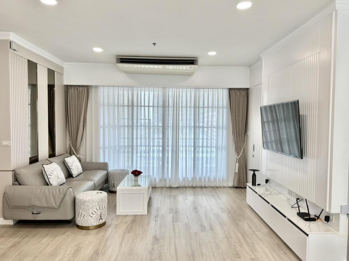 For SaleCondoRatchathewi,Phayathai : 📣 Condo for sale in Ban Krung, Siam-Pathumwan, 3 bedrooms, 119 sqm. New decoration, ready to inquire, make an appointment to see the room 📲 093-616-4456 (sales department)