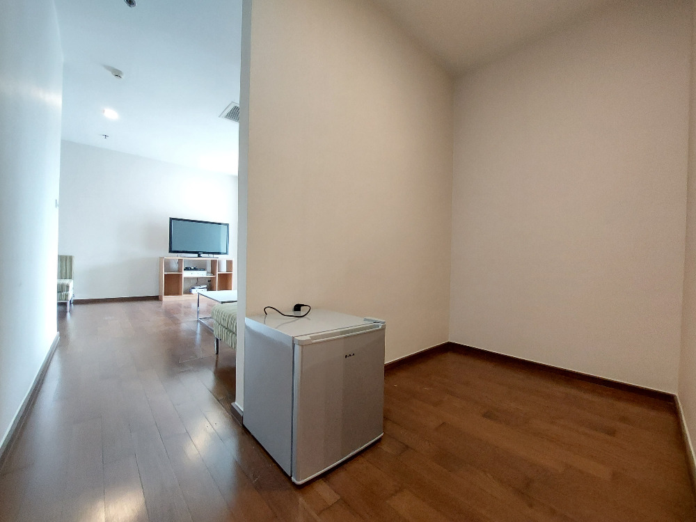 For SaleCondoSukhumvit, Asoke, Thonglor : Condo with city view in Sukhumvit area, 100 meters from BTS.