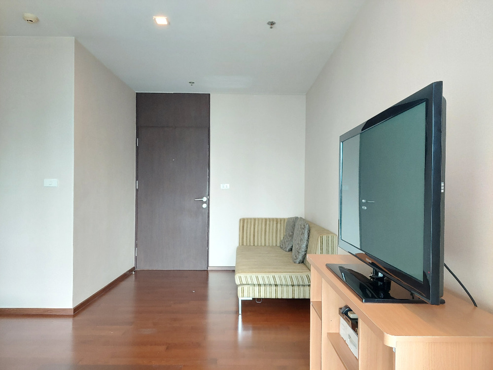 For SaleCondoSukhumvit, Asoke, Thonglor : Condo with city view in Sukhumvit area, 100 meters from BTS.