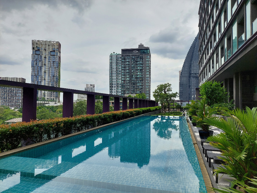 For SaleCondoSukhumvit, Asoke, Thonglor : Condo with city view in Sukhumvit area, 100 meters from BTS.