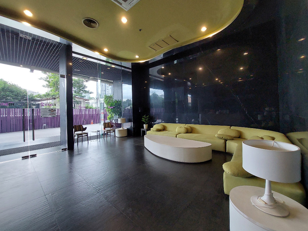 For SaleCondoSukhumvit, Asoke, Thonglor : Condo with city view in Sukhumvit area, 100 meters from BTS.