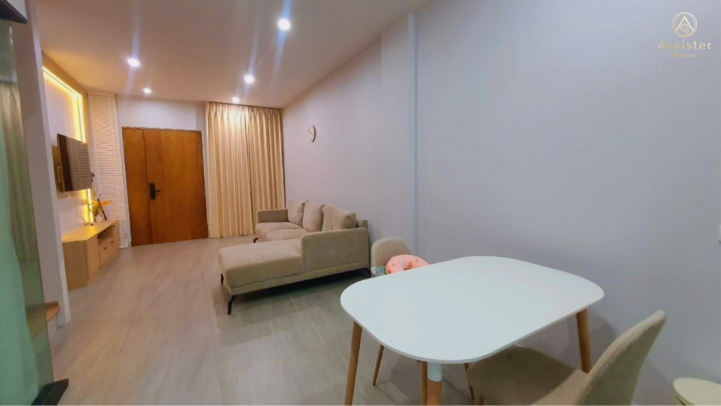 ขายทาวน์โฮมเกษตร นวมินทร์ ลาดปลาเค้า : ขาย/เช่า ทาวน์โฮม 3 ชั้น ลูฟ เกษตร-นวมินทร์  (LUVE Kaset-Nawamin) ลาดปลาเค้า 8 ใกล้ ม.เกษตรศาสตร์ 5 นาที ตกแต่งพร้อมอยู่  สะดวกมาก