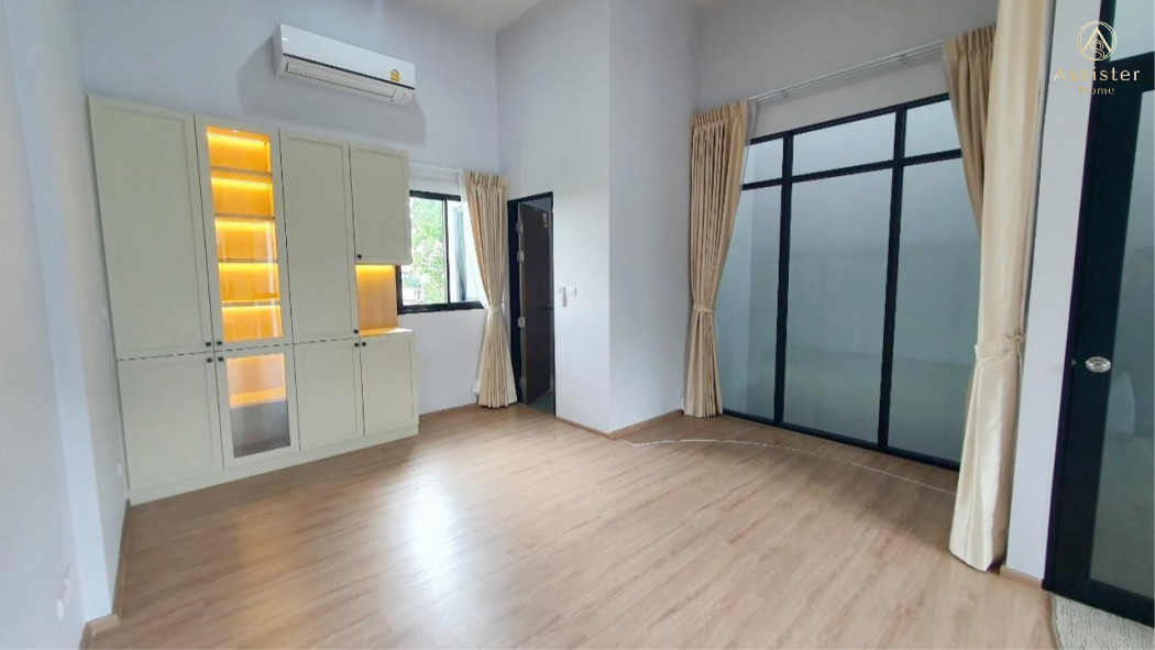 ขายทาวน์โฮมเกษตร นวมินทร์ ลาดปลาเค้า : ขาย/เช่า ทาวน์โฮม 3 ชั้น ลูฟ เกษตร-นวมินทร์  (LUVE Kaset-Nawamin) ลาดปลาเค้า 8 ใกล้ ม.เกษตรศาสตร์ 5 นาที ตกแต่งพร้อมอยู่  สะดวกมาก