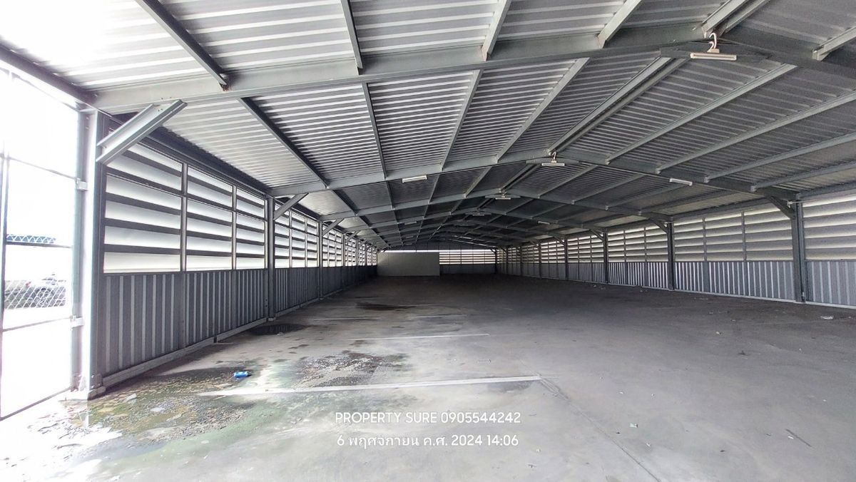 For RentShowroomRama9, Petchburi, RCA : Car showroom for rent with 3-storey office building, on Rama 9 Road, in the heart of Rama 9 business district.