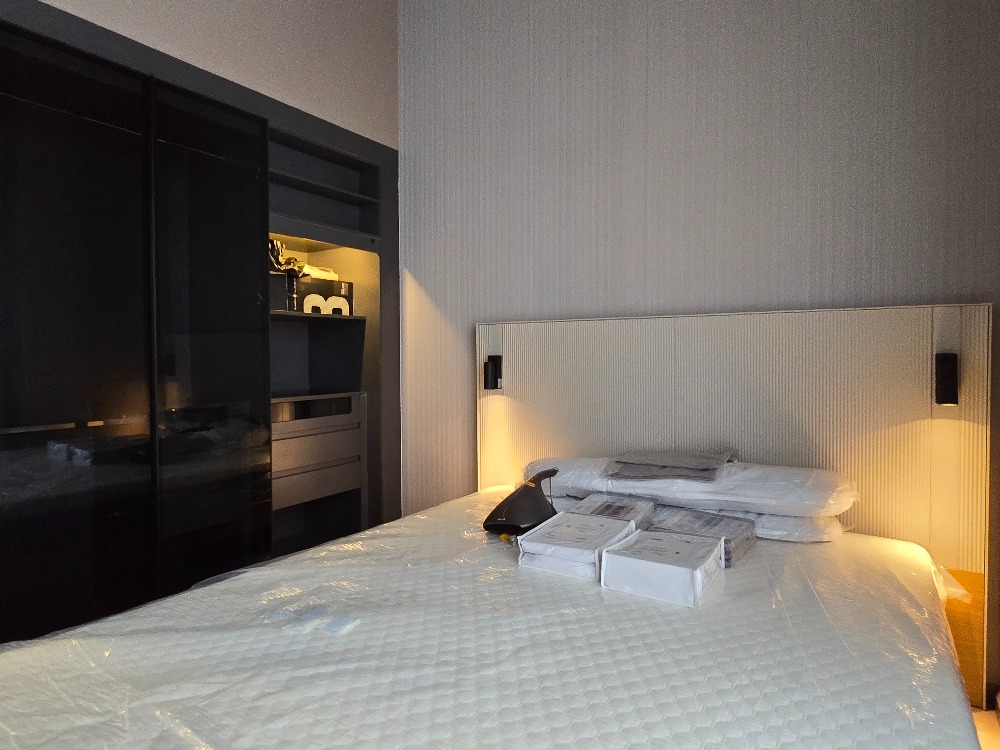 For RentCondoSiam Paragon ,Chulalongkorn,Samyan : Park Origin Chula Samyan【𝐑𝐄𝐍𝐓】🔥 Duplex room, high ceiling, 2 bedrooms, beautiful view, fully furnished, good location, near Sam Yan MRT 🔥 Contact Line ID: @hacondo