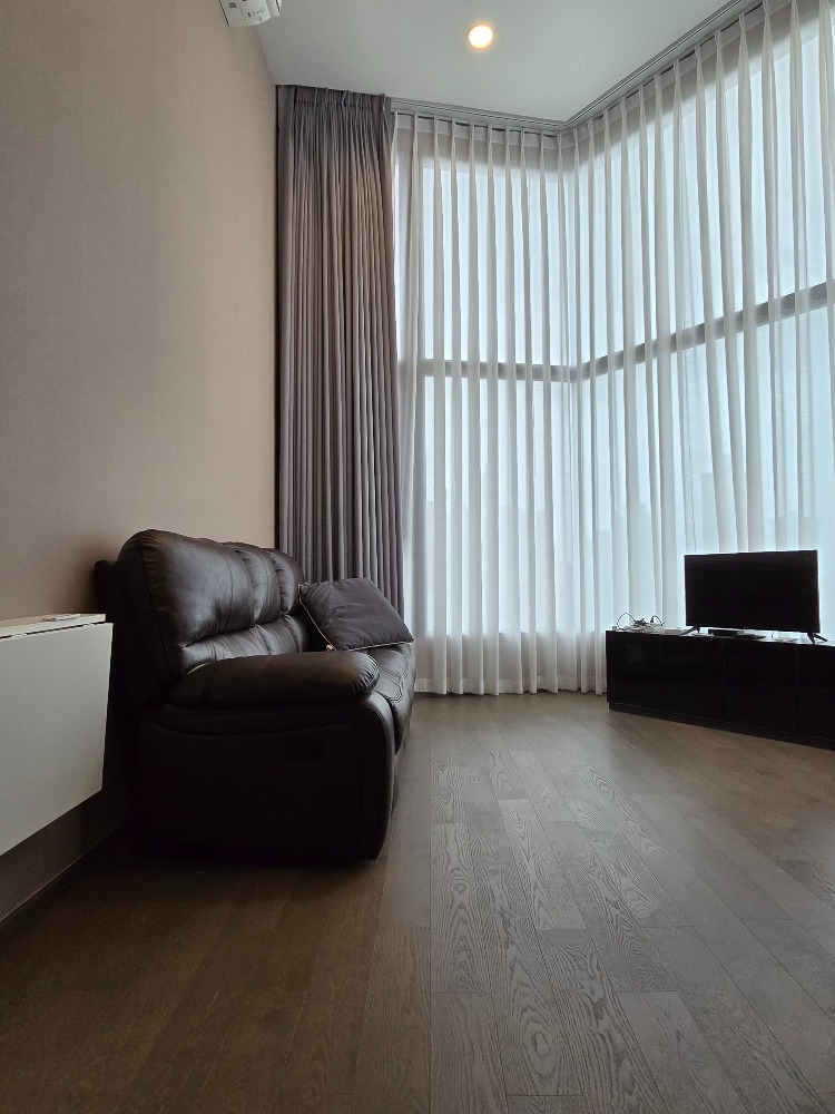 For RentCondoSiam Paragon ,Chulalongkorn,Samyan : Park Origin Chula Samyan【𝐑𝐄𝐍𝐓】🔥 Duplex room, high ceiling, 2 bedrooms, beautiful view, fully furnished, good location, near Sam Yan MRT 🔥 Contact Line ID: @hacondo