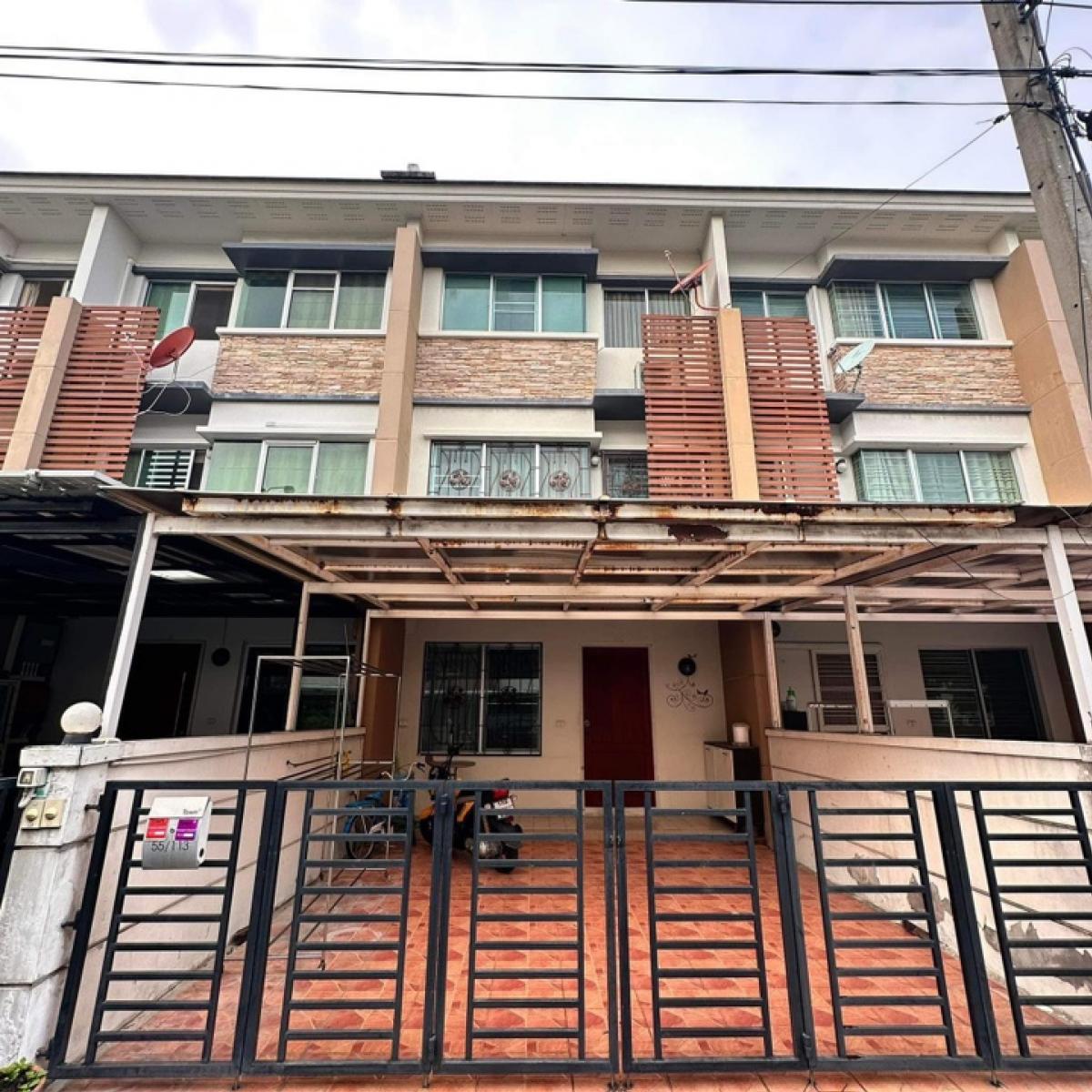 ขายทาวน์โฮมเกษตร นวมินทร์ ลาดปลาเค้า : 📢👇 ขายทาวน์โฮม 3 ชั้นใน หมู่บ้านทาวน์พลัส เกษตรนวมินทร์