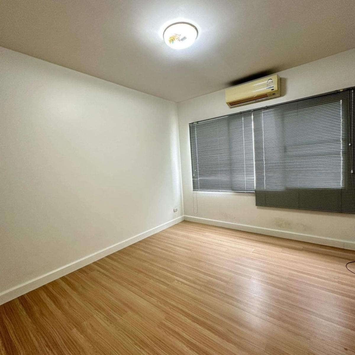 ขายทาวน์โฮมเกษตร นวมินทร์ ลาดปลาเค้า : 📢👇 ขายพร้อมผู้เช่าถึง 31 ธันวาคม 2569
ทาวน์โฮม 3 ชั้นใน หมู่บ้านทาวน์พลัส เกษตรนวมินทร์